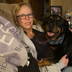 Meet your Posher, Lisa